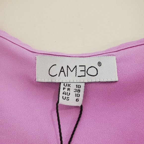 Cameo Asymmetrical Sleeveless Top - Picture 5 of 9
